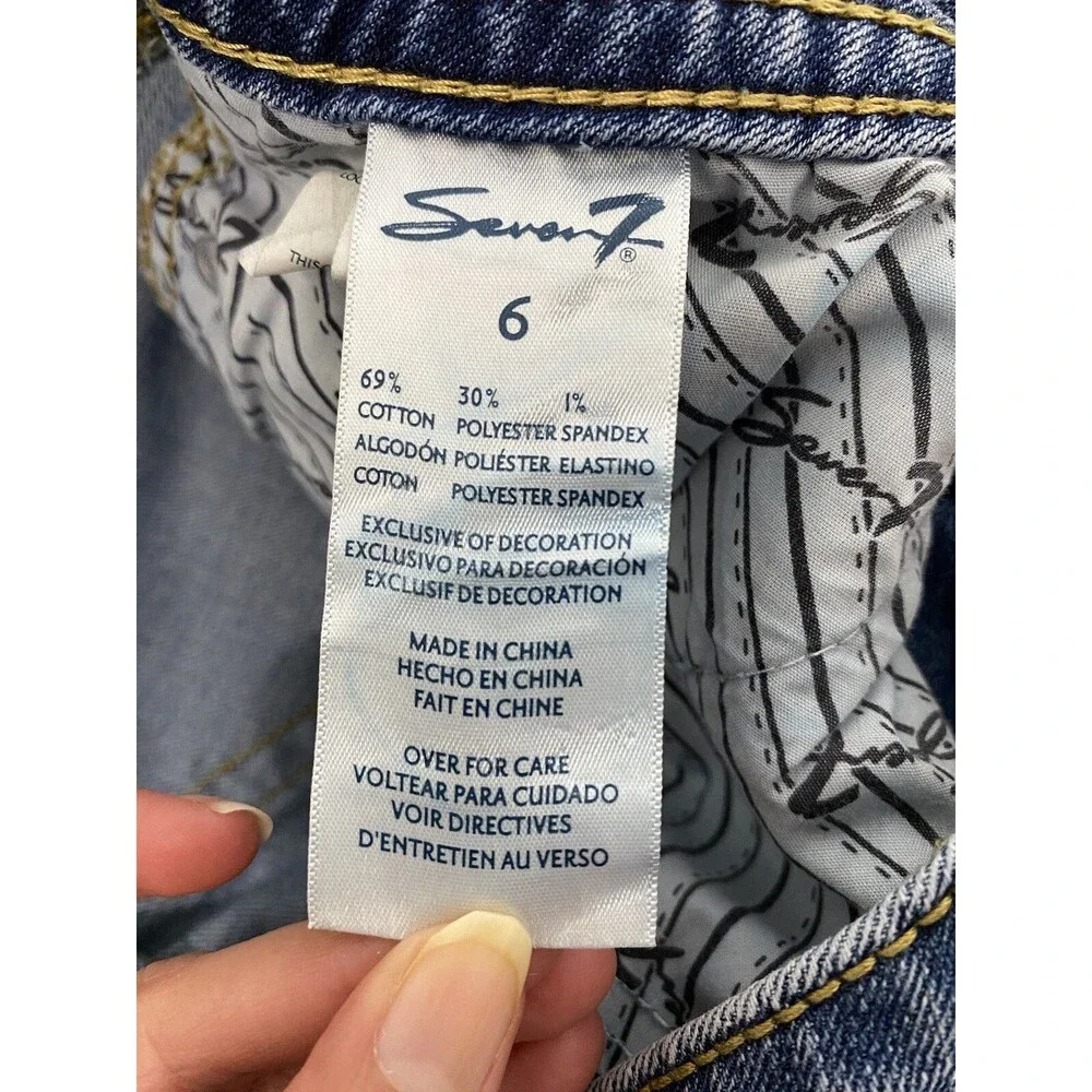 Seven7 blue jeans